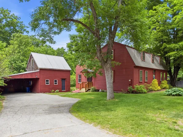 61 River Road, Dresden, ME 04342