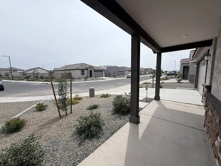 24172 W Raymond St — Photo 5