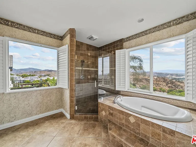 28760 Bridger Ct — Photo 22