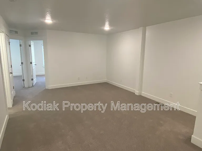 1087 N 1840 W — Photo 13