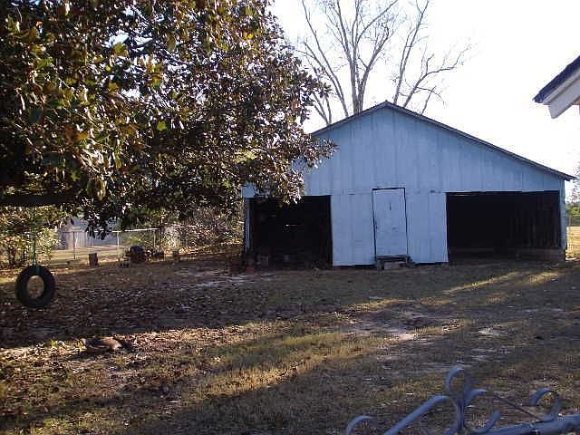 2nd image of 212 Campus Dr