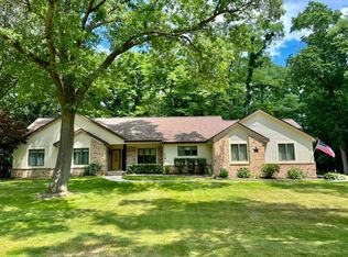 9855 Nabozny Dr, Milan, MI