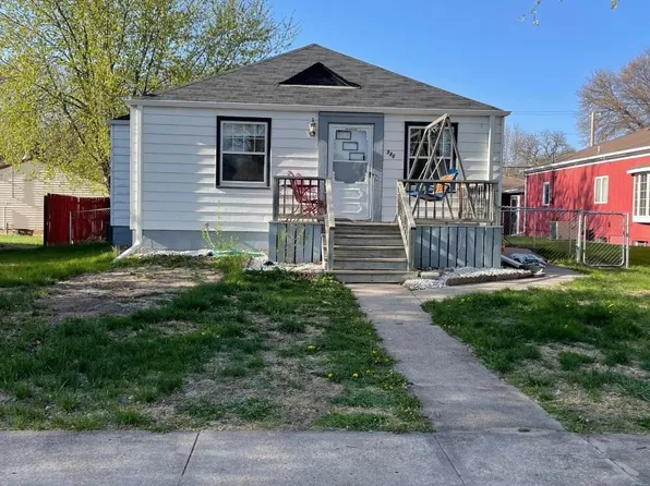 536 Olive Ave, Hebron, NE 68370