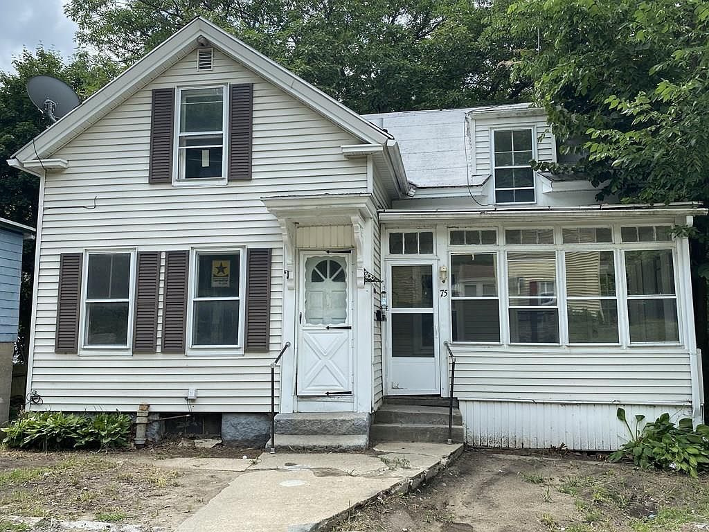 75 Beech St, Fitchburg, MA 01420 Zillow