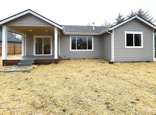 475 Inlet Ave, Ocean Shores, WA