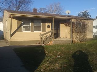 26000 Colgate St, Inkster, MI 48141