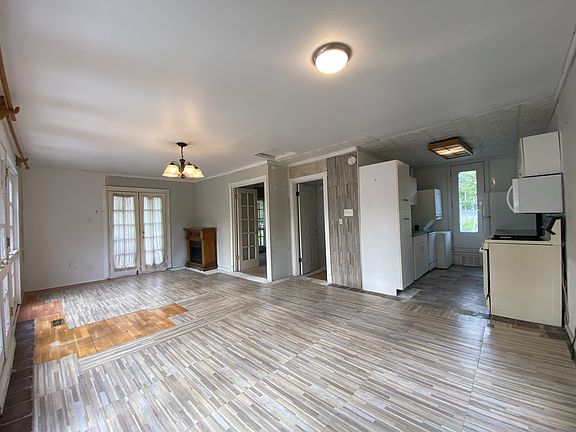5th image of 9730 132nd Ave NE #B