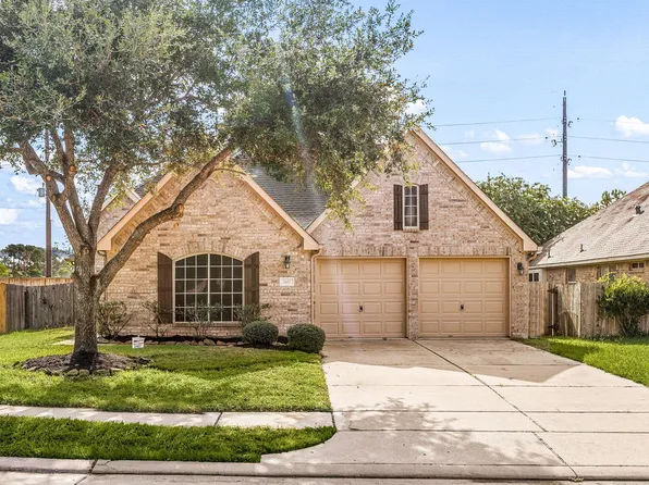 2407 Quiet Arbor Ln, Pearland, TX 77581