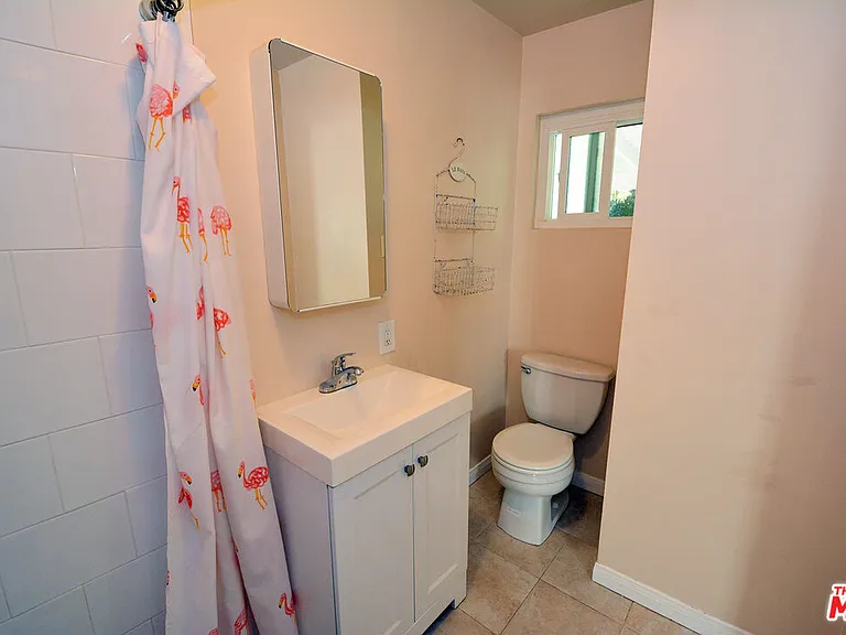 12944 Haynes St — Photo 25