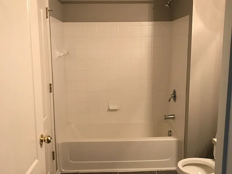 12880 University Cres #3B — Photo 14