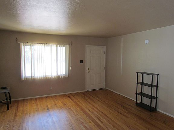 4th image of 1107 N Butler Ave