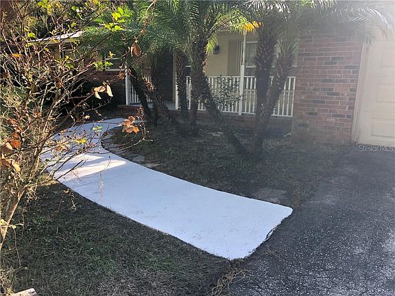 2nd image of 321 NE 18th Ave