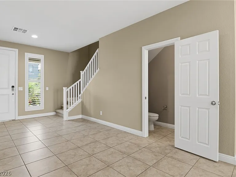 4627 Chestnut Tiger St — Photo 10