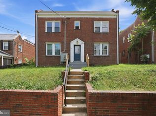 3919 R St SE, Washington, DC 20020
