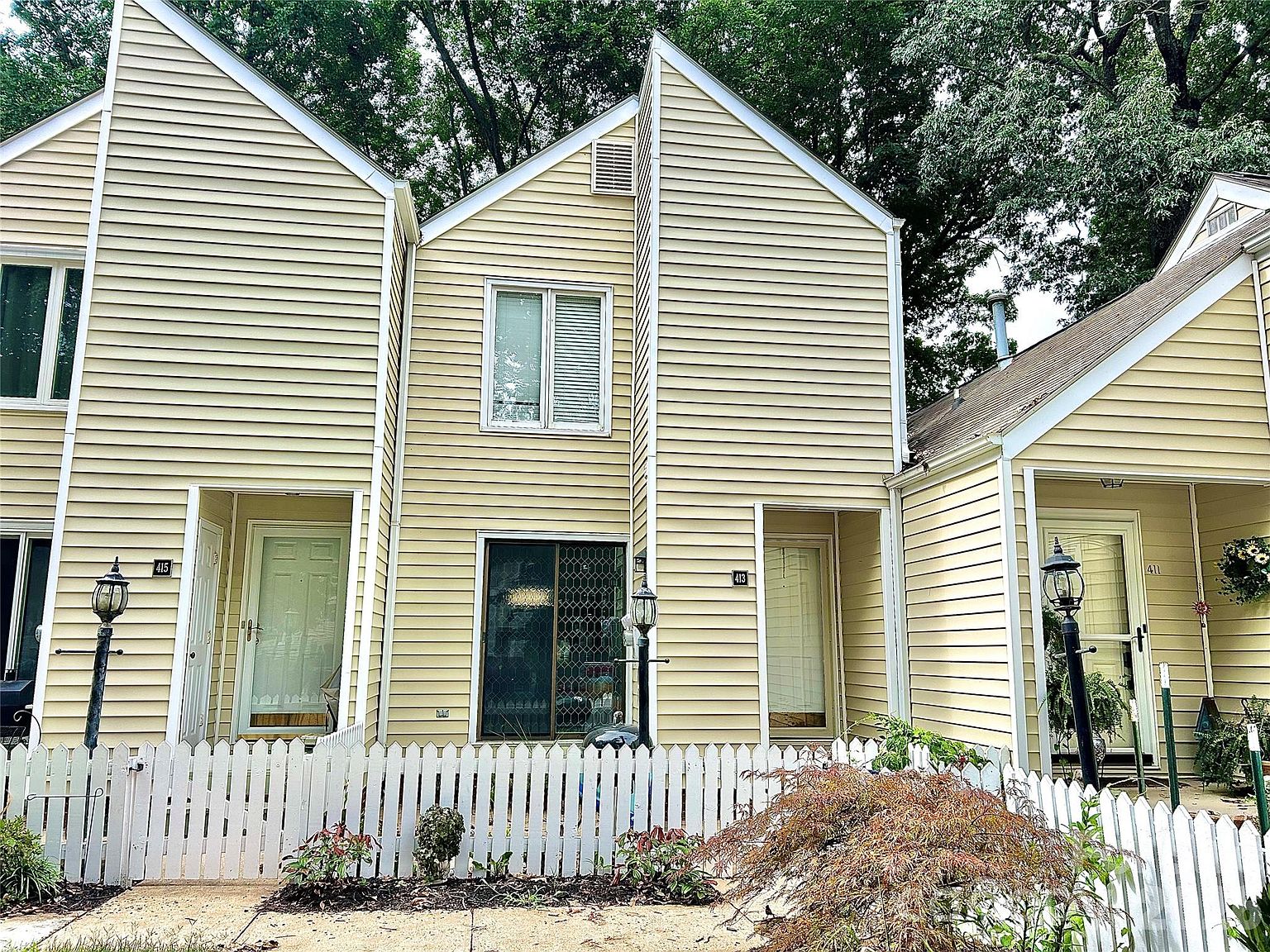 413 Eastwood Dr