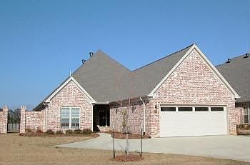 1st image of 108 Kingston Ct