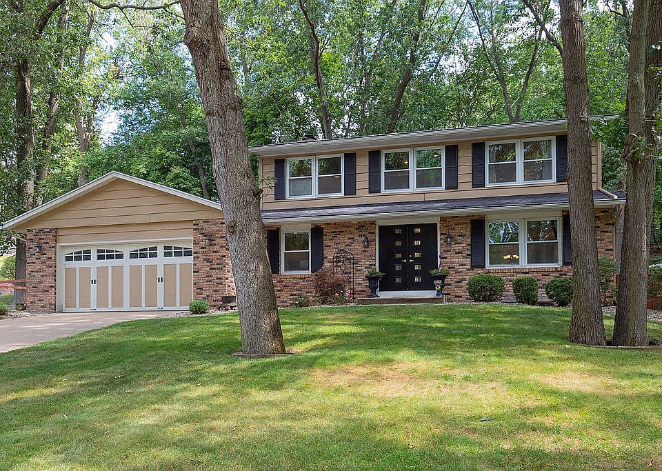1st image of 5245 Stonehenge Dr