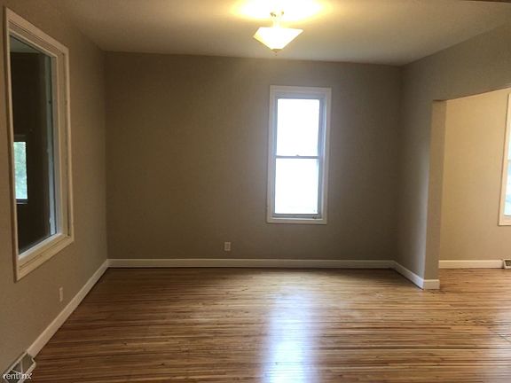 1616 living room