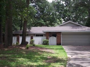 903 W Scotsdale Rd, Laurinburg, NC 28352