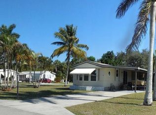 15 Lake Diane Dr, Naples, FL 34114