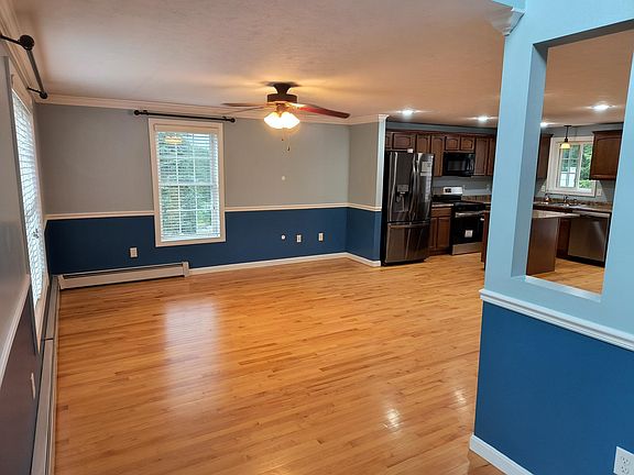 3rd image of 28 Owens Drive #38
