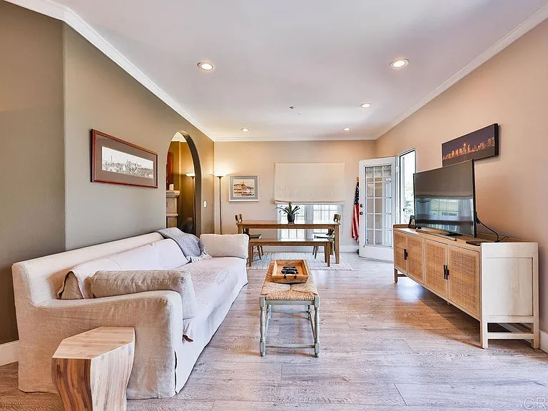229 Orange Ave #3 — Photo 36