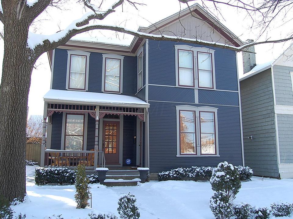 1st image of 25 E 1st Ave