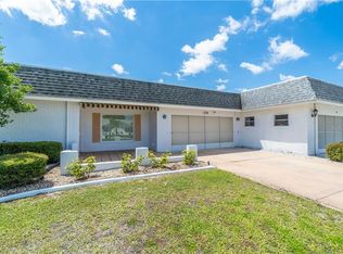 374 Club Manor Dr #7, Sun City Center, FL 33573