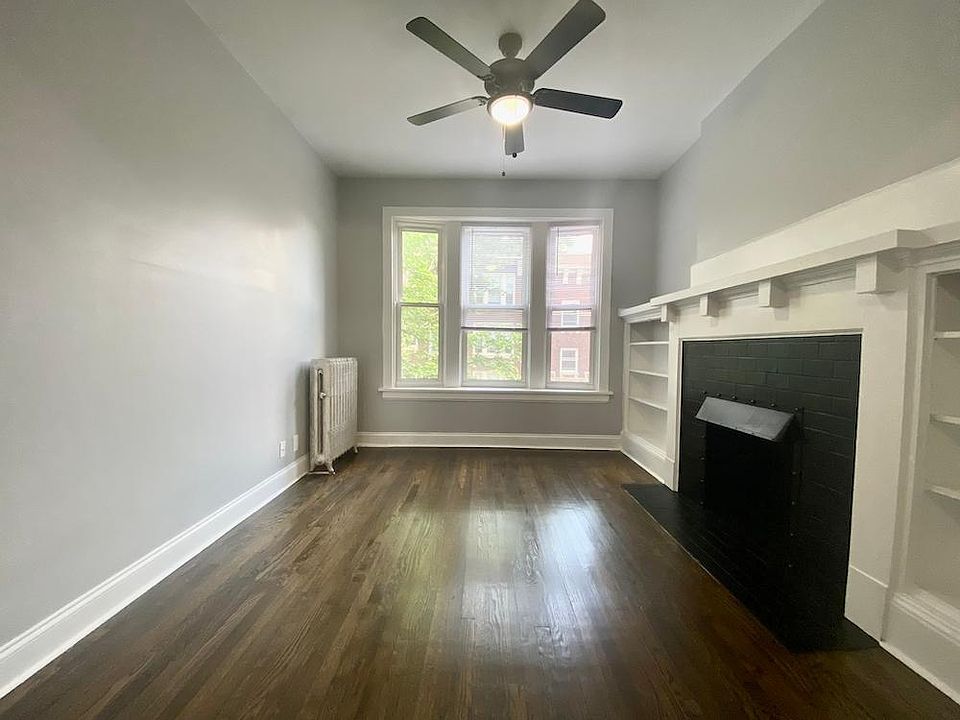 1st image of 1253 W Rosemont Ave APT 1