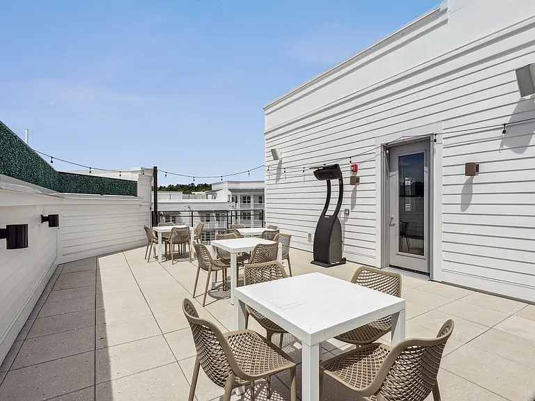 High Street View Luxury Apartments — Photo 43
