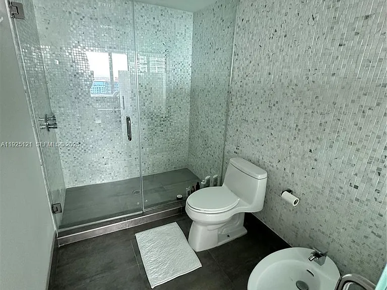 200 Biscayne Boulevard Way #4007 — Photo 9