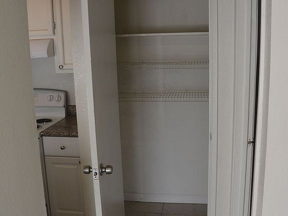 5th image of 2505 Florida Ln