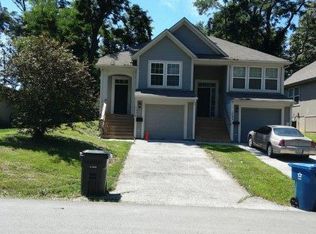 1026 N Cottage St, Independence, MO 64050