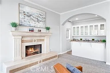 5 bed, 7.0 bath, 5558 sqft, $14,000 — Photo 2