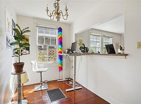 5th image of 124 N Solomon St #124