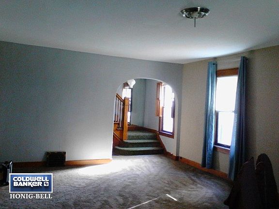 5th image of 218 Mississippi Ave