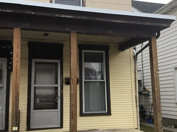 211 N State St, Ephrata, PA 17522