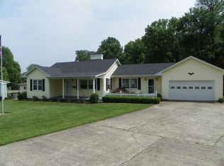 1513 Westwood Blvd, Connersville, IN 47331