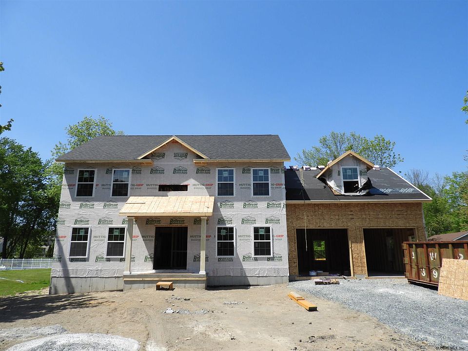 1st image of 17 Kallen Ave