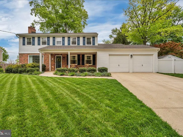 111 Old Orchard Rd, Cherry Hill, NJ 08003