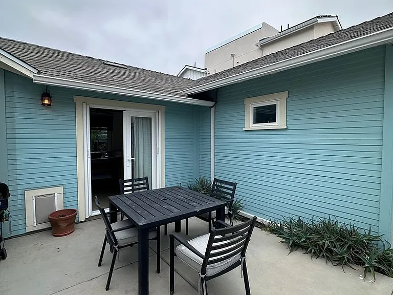 239 Elder Ave — Photo 14