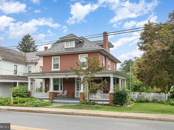 3rd image of 427 N George St