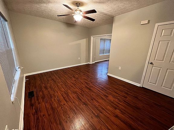 3rd image of 388 S Eureka Ave