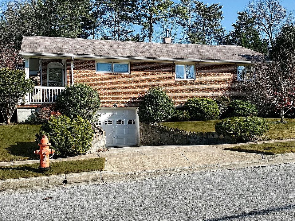 2nd image of 1519 Woodside Ave