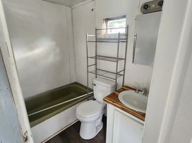 2246 Mountain Pine Rd, Hot Springs National Park, AR