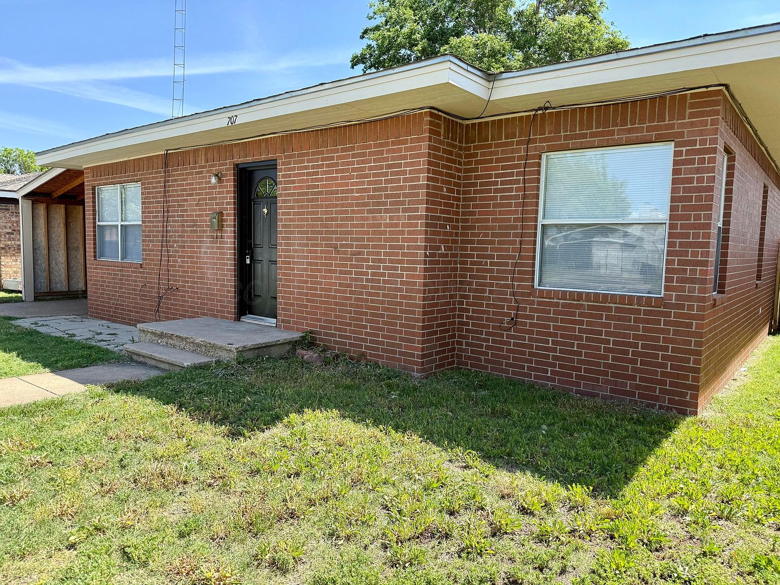 707 Avenue Q, Sunray, TX 79086 | Zillow