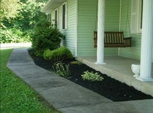 106 Umholtz St, Williamstown, PA 17098