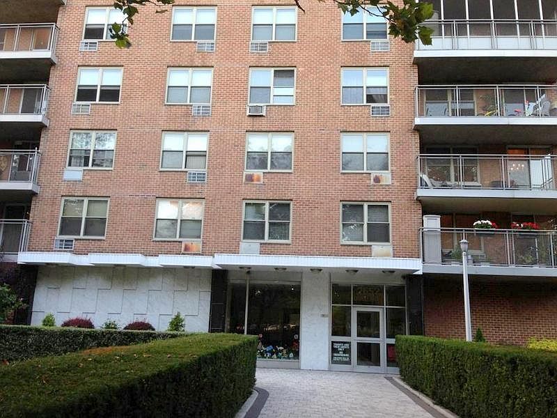 1st image of 2652 Cropsey Ave APT 3J