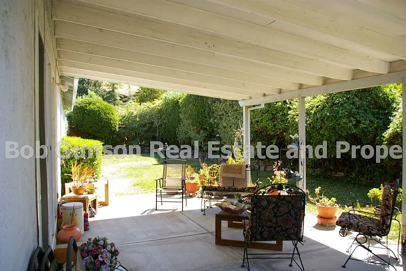 4 bed, 2.5 bath, 2044 sqft, $3,300 — Photo 4