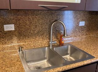 Calle Lillian As 24, Toa Baja, PR 00949